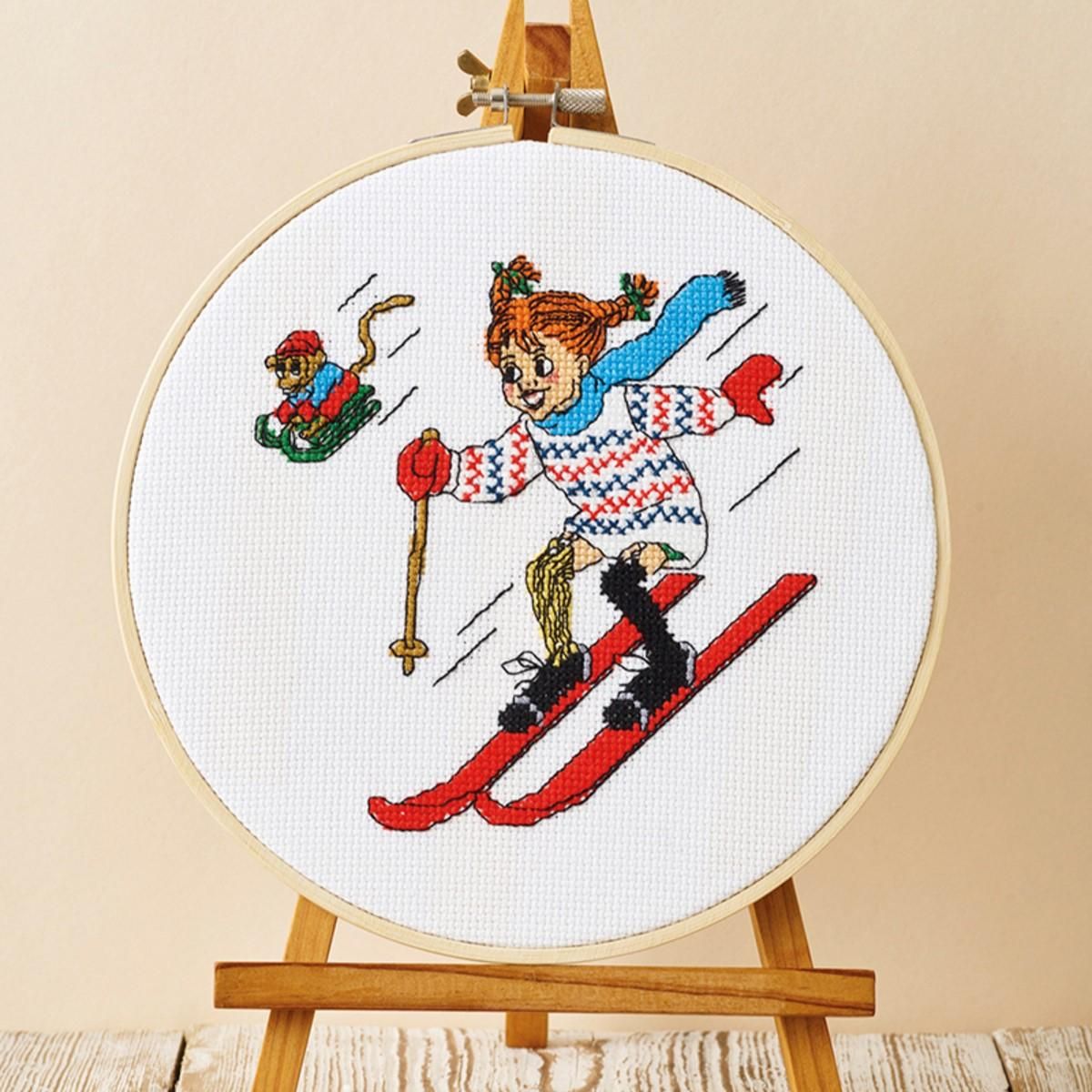 Pippi Langstrømpe i skibakken bilde  30 cm 