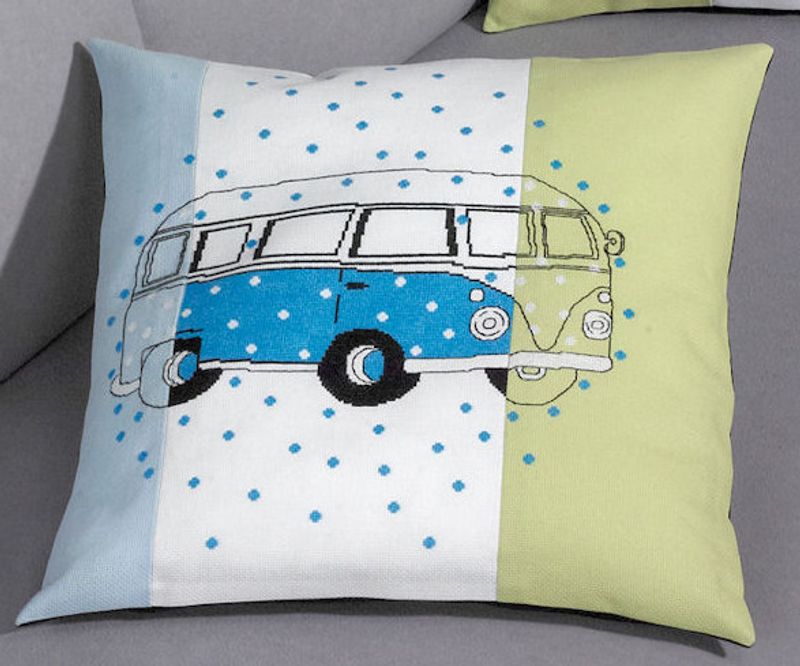 Pute VW Transporter hippiebuss 40 x 40 cm - broderipakke  korsst