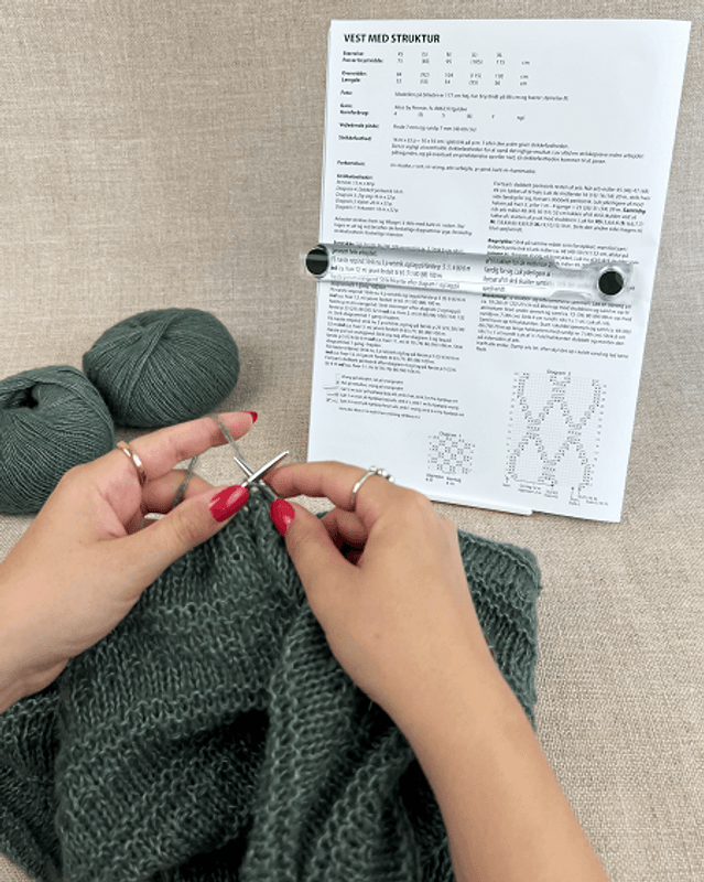 Broderilupe hjelpelinjal med magnet for feste mot metall